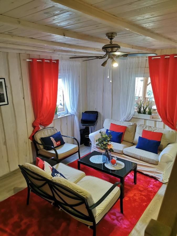 Villa Eden Ślesin Exteriér fotografie